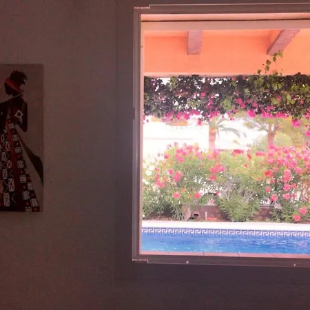 Seaside Villa: Beachfront Retreat With Pool And Sea Views Calafat
