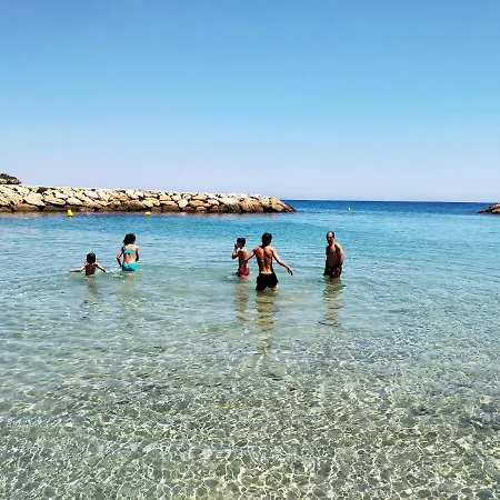Seaside In With Private Pool. كالافات